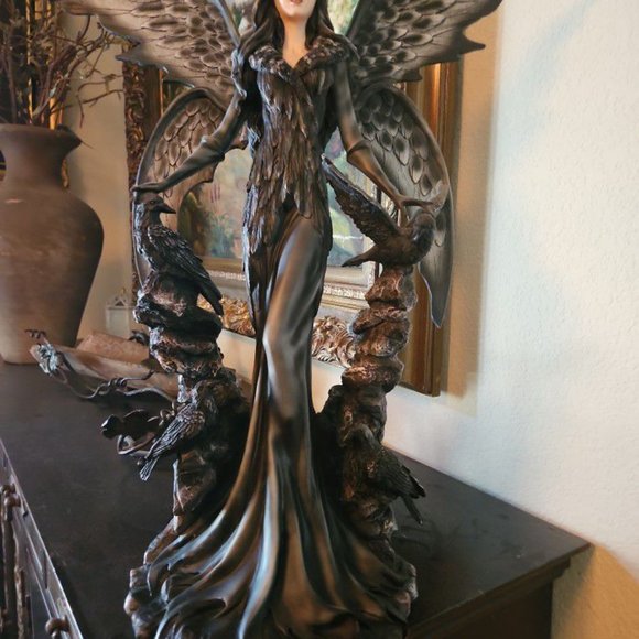 Gothic Dark Angel Queen with Raven See More by Trinx.Very Detailed 22.5'' H X 8D - Picture 6 of 10